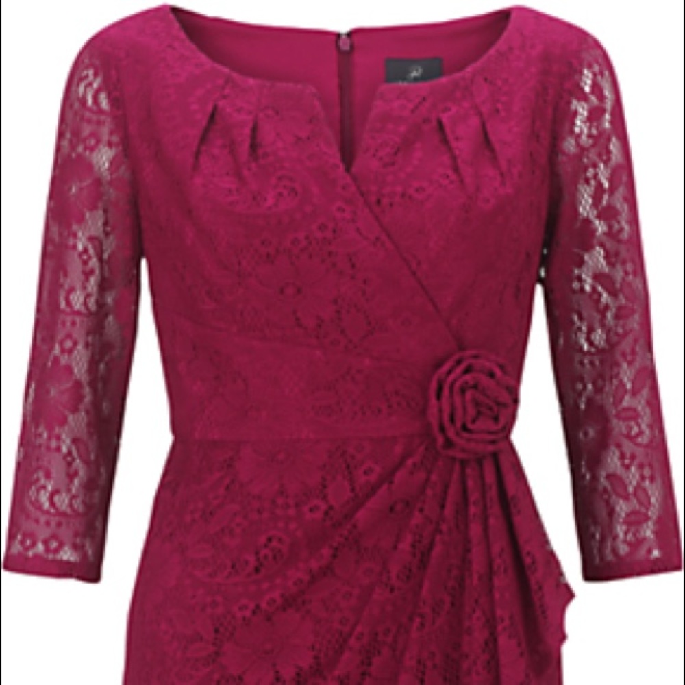 NWT ADRIANNA PAPELL LACE DRESS